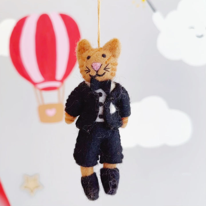 Nepal Felt Ornament - Wedding