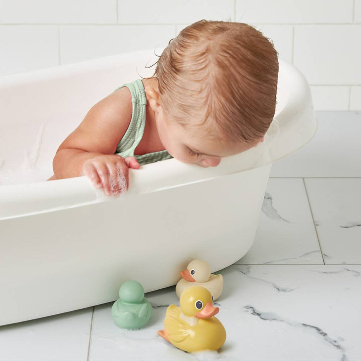 Itzy Ducky Family - Bath + Water Table Toys
