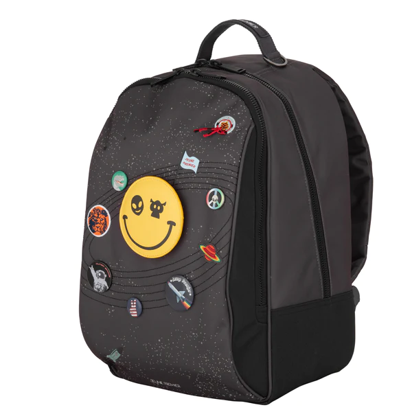 Backpack James - Space Invaders