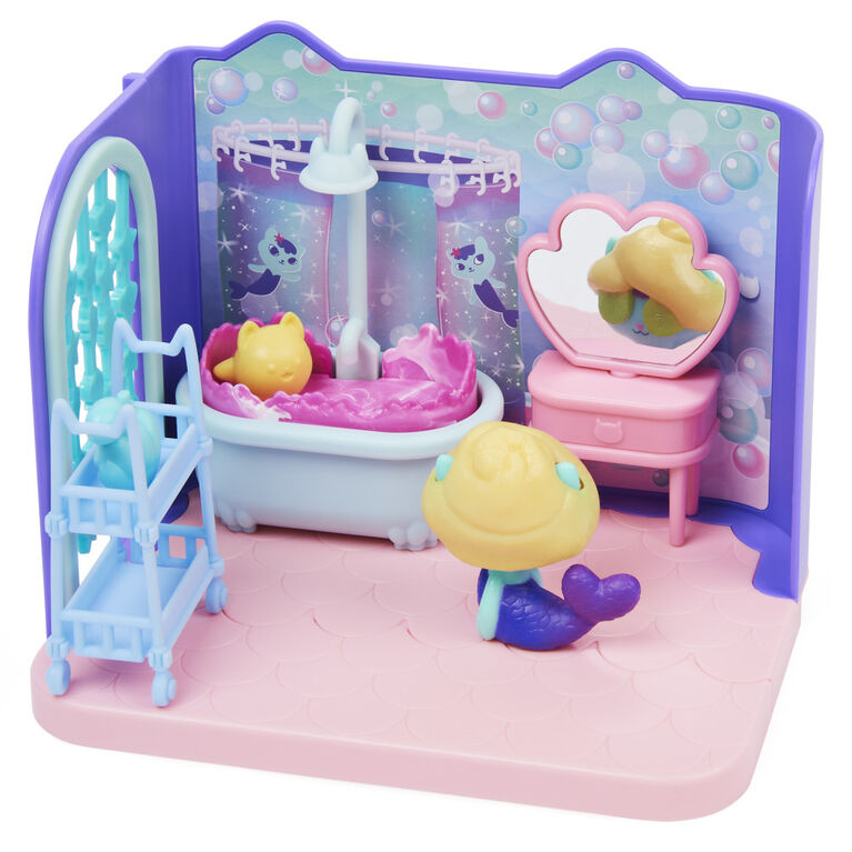 Primp and Pamper Bathroom with MerCat Figure