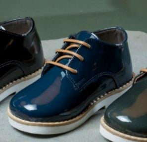 Lace Up Patent Leather Derby Shoes