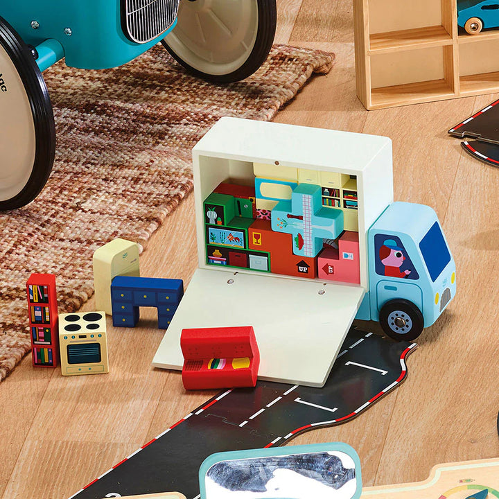 Ingela P. Arrhenius - Pack it Right Moving Truck