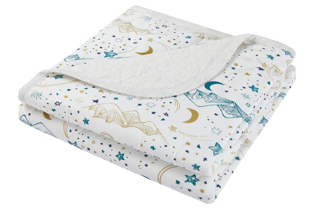 Medium Cozy Quilted Blanket (Bamboo Jersey) - Stars White